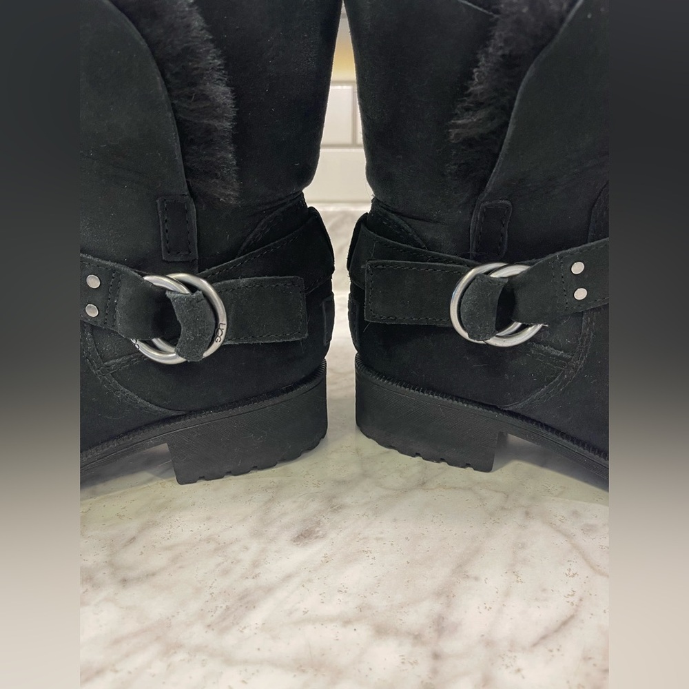NWOT UGG Women’s Bodie Snow Boots, Black, Size 8, Never worn
S/N #1103469 - Picture 8 of 8
